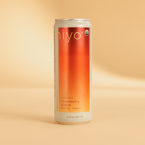 Hiyo Sparkling Strawberry Guava